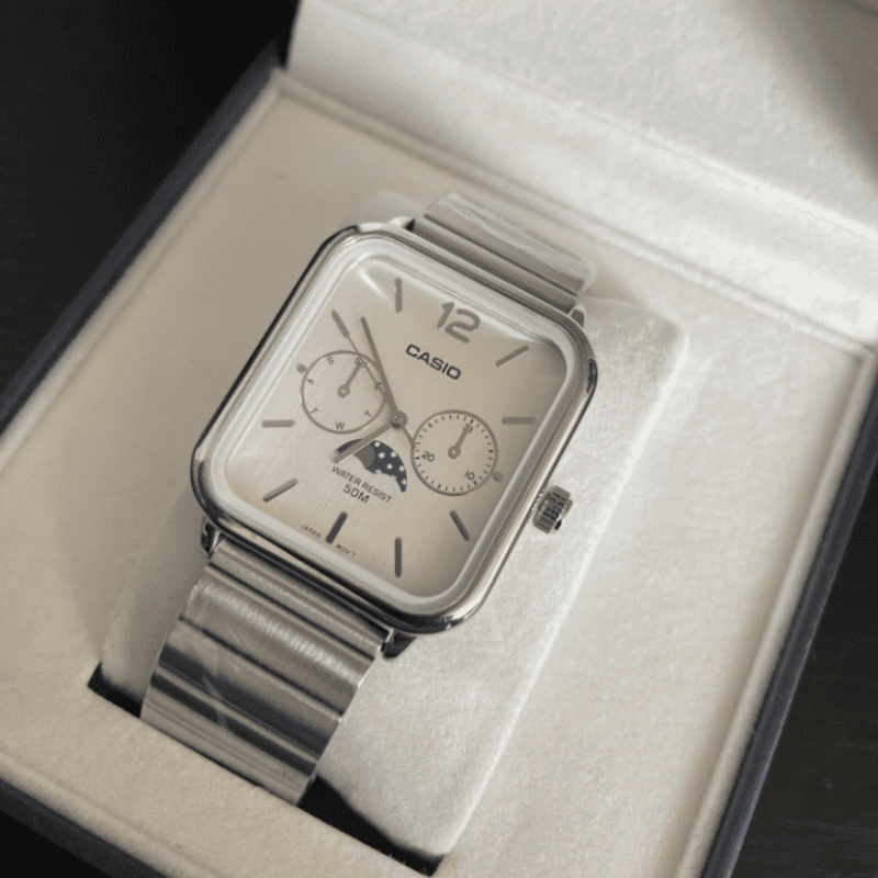 Casio Vintage Moon Valerion